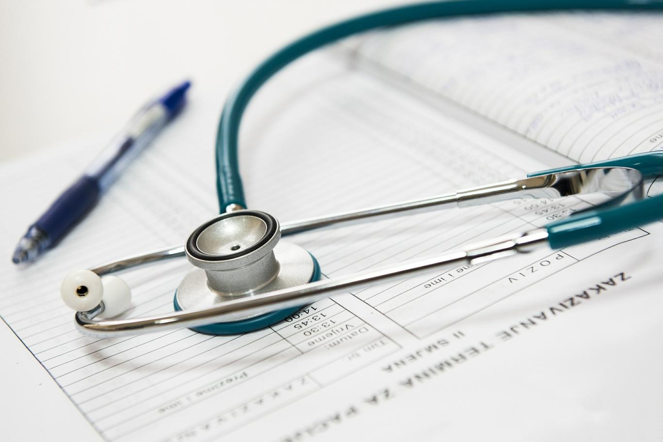 Documentos e instrumental médico Documentos e instrumental médico