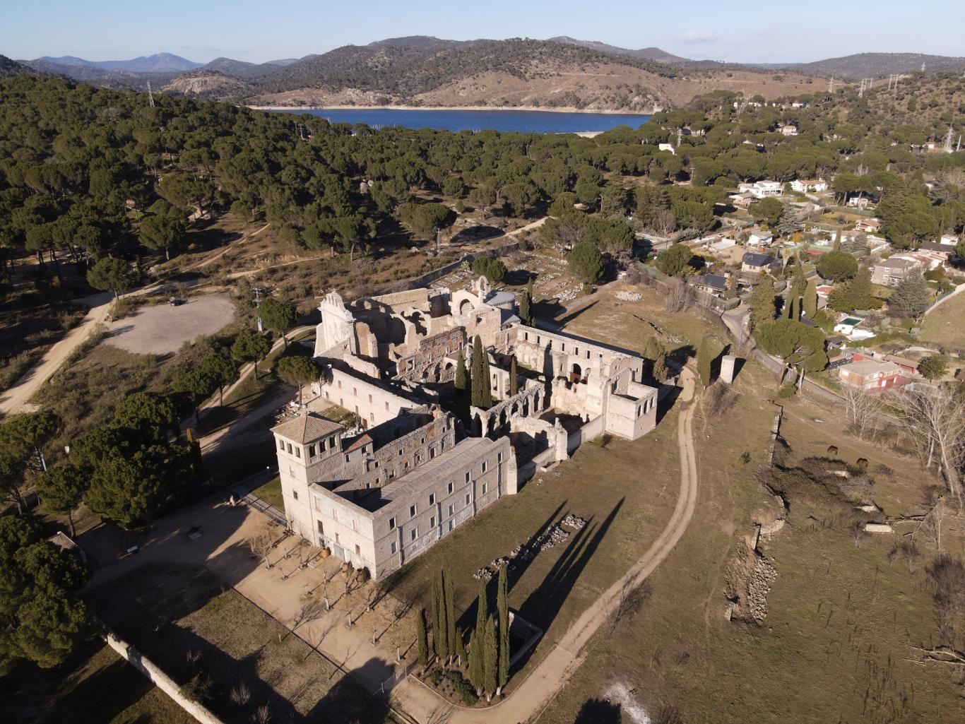 Aerial image of Santa María la Real Monastery of Valdeiglesias