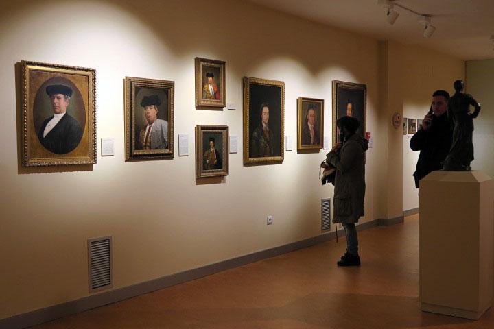 Colección de retratos del Museo Taurino