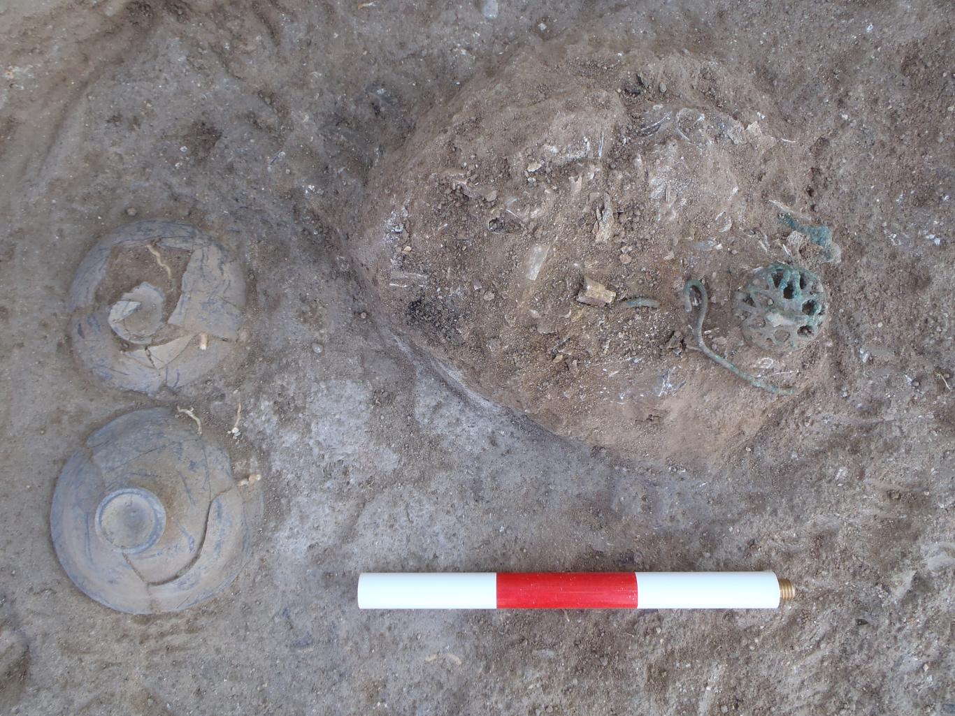 Image of grave goods