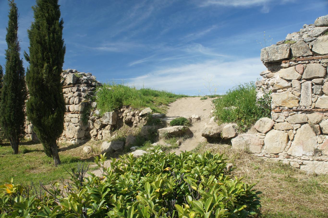Acceso al Castillo
