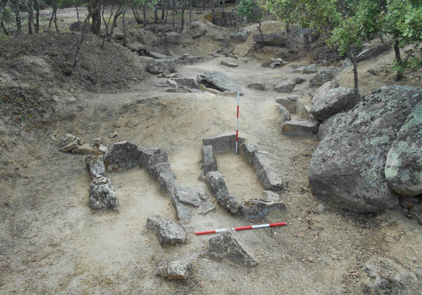 Image of cist tombs