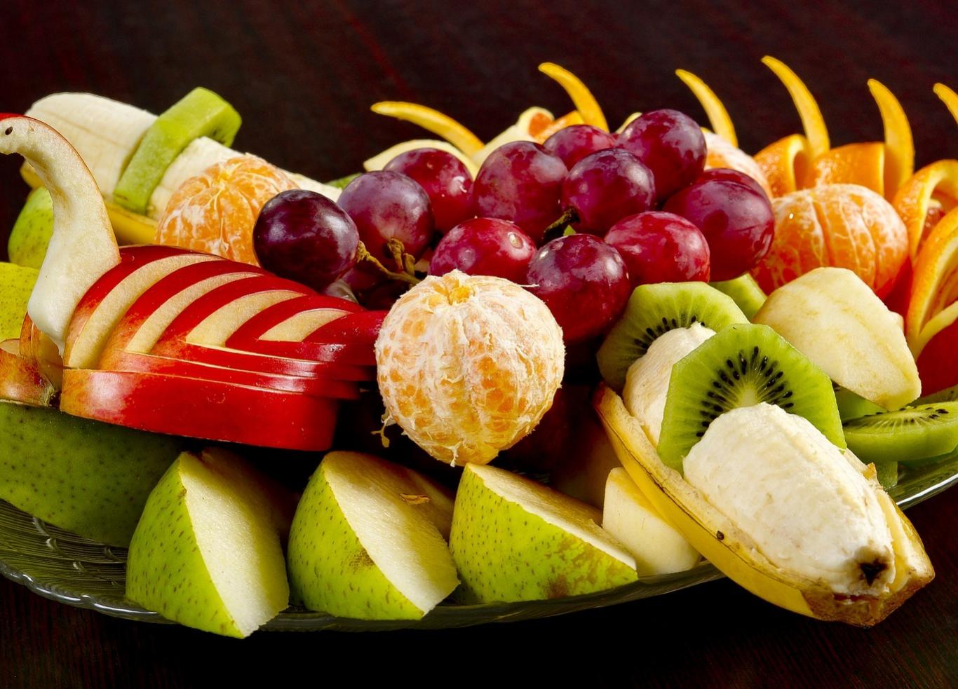 Imagen de un bodegón de frutas y verduras