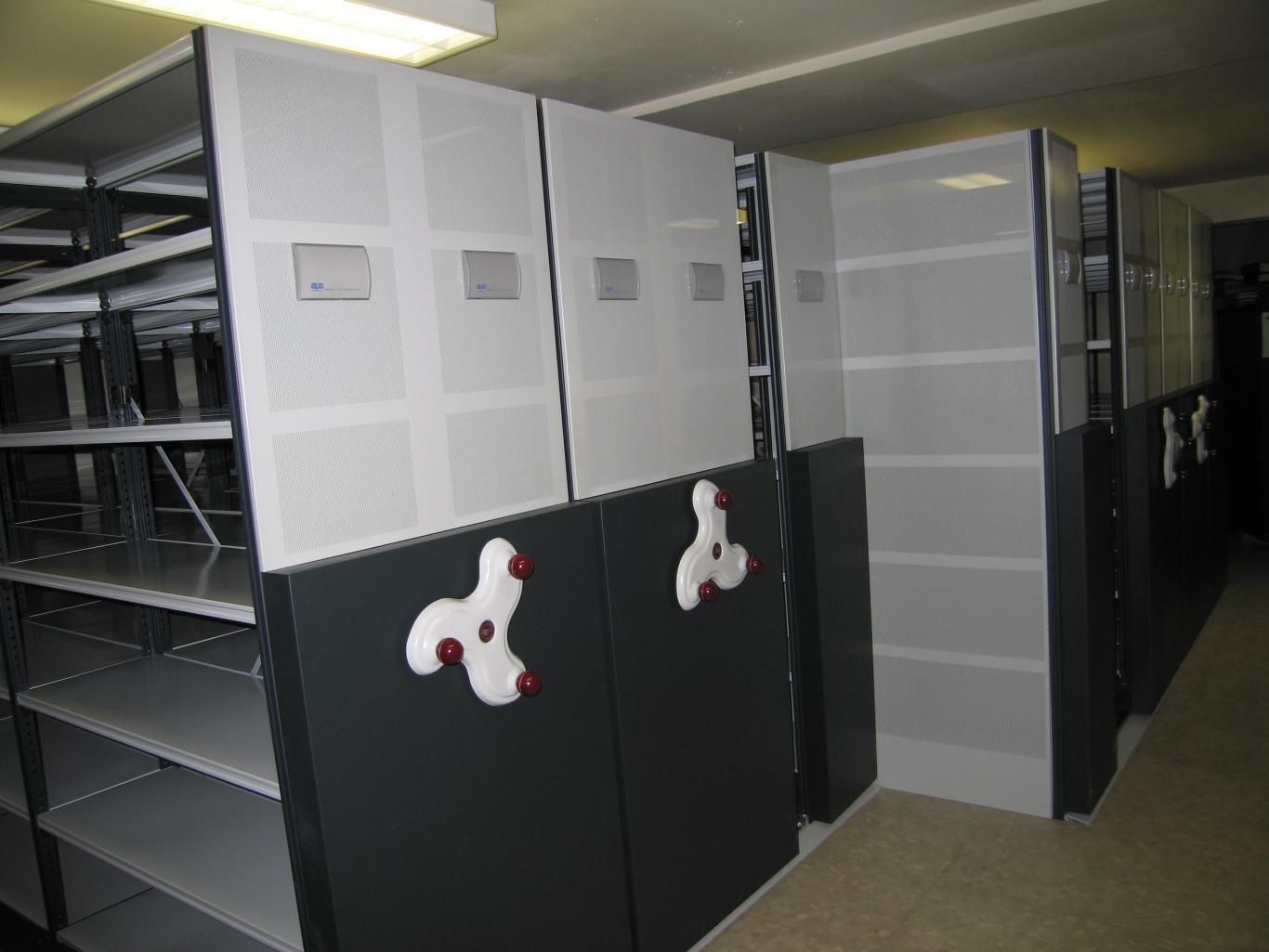 Equipamiento de archivos municipales Equipamiento