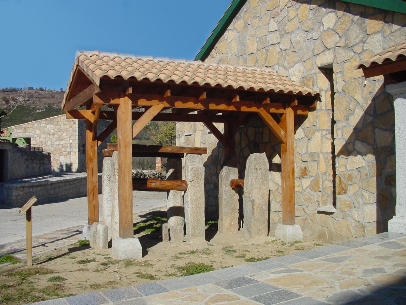 Walk through Navalafuente