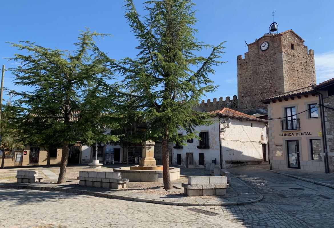 The town of Buitrago del Lozoya