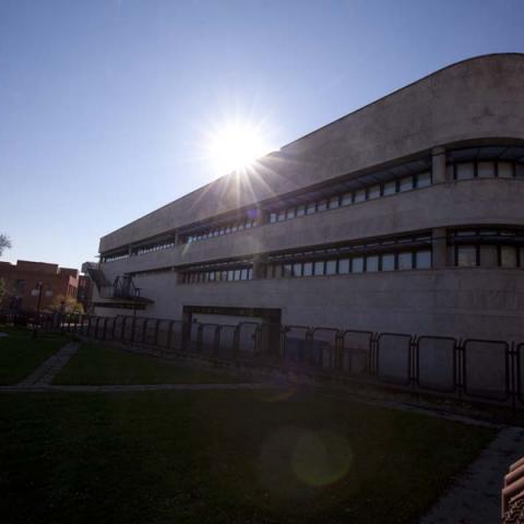 Biblioteca Antonio Mingote (Latina)