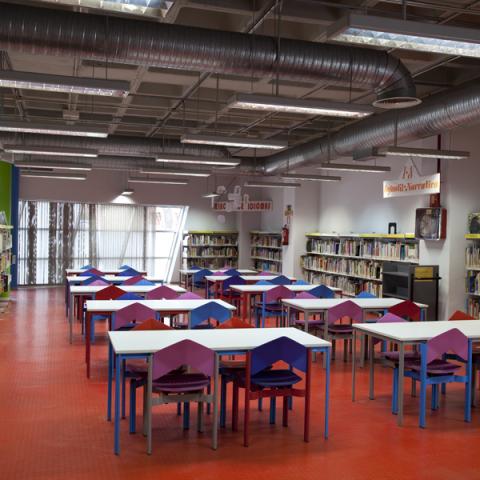 Biblioteca Miguel Hernández ( Puente de Vallecas)